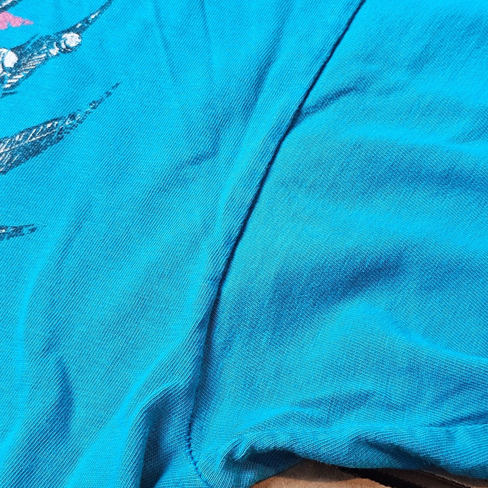 Vintage Blue Skull Graphic Tee Stars Wings Goth Rocker T-Shirt Y2K Wings - Picture 6 of 7